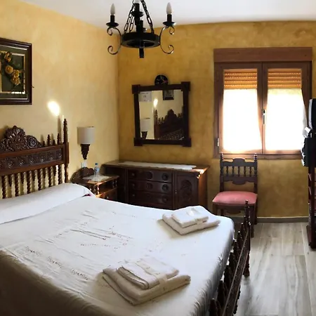 Holiday home La Casita Del Guarda Ortigosa del Monte